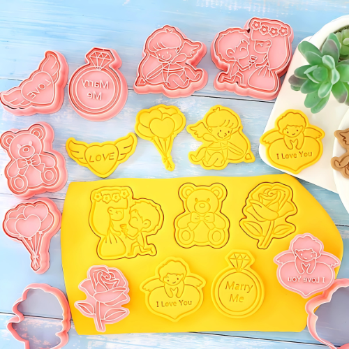 Set de 8 Cortadores de Galletas San Valentín