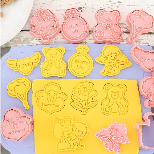 Set de 8 Cortadores de Galletas San Valentín